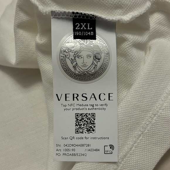 Versace Blue Magenta Collar Embroidered Logo Polo Shirt NWOT🔥 - Picture 6 of 7
